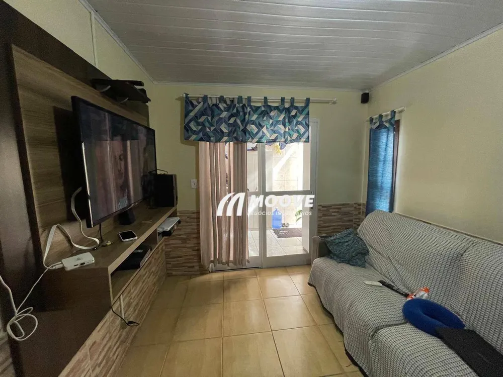 Casa, 3 quartos, 70 m² - Foto 1