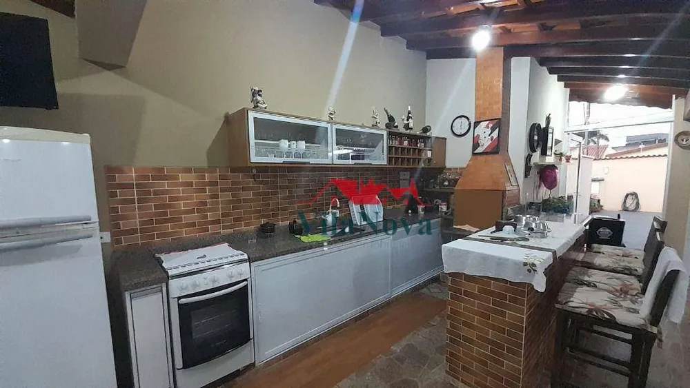 Casa, 2 quartos, 179 m² - Foto 3