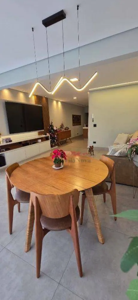 Casa, 2 quartos, 140 m² - Foto 1