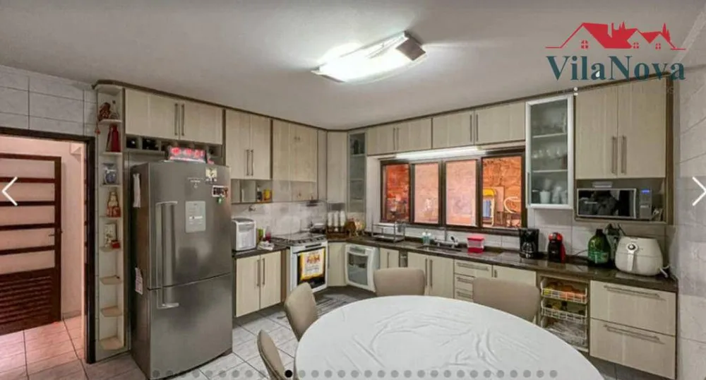 Casa, 4 quartos, 240 m² - Foto 5