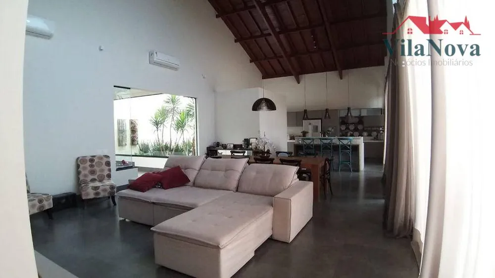 Chácara, 3 quartos, 3100 m² - Foto 1