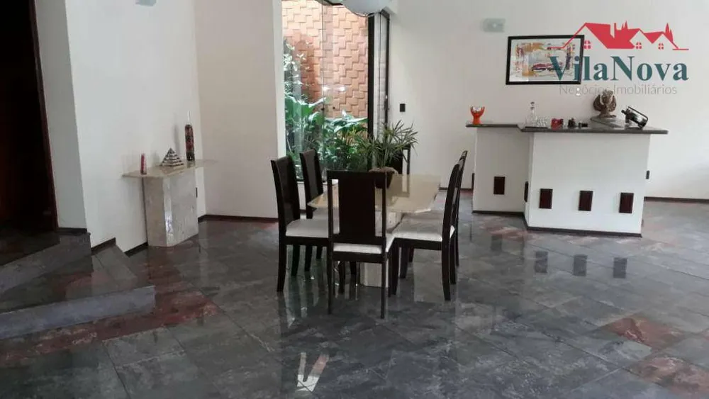 Casa, 4 quartos, 691 m² - Foto 1