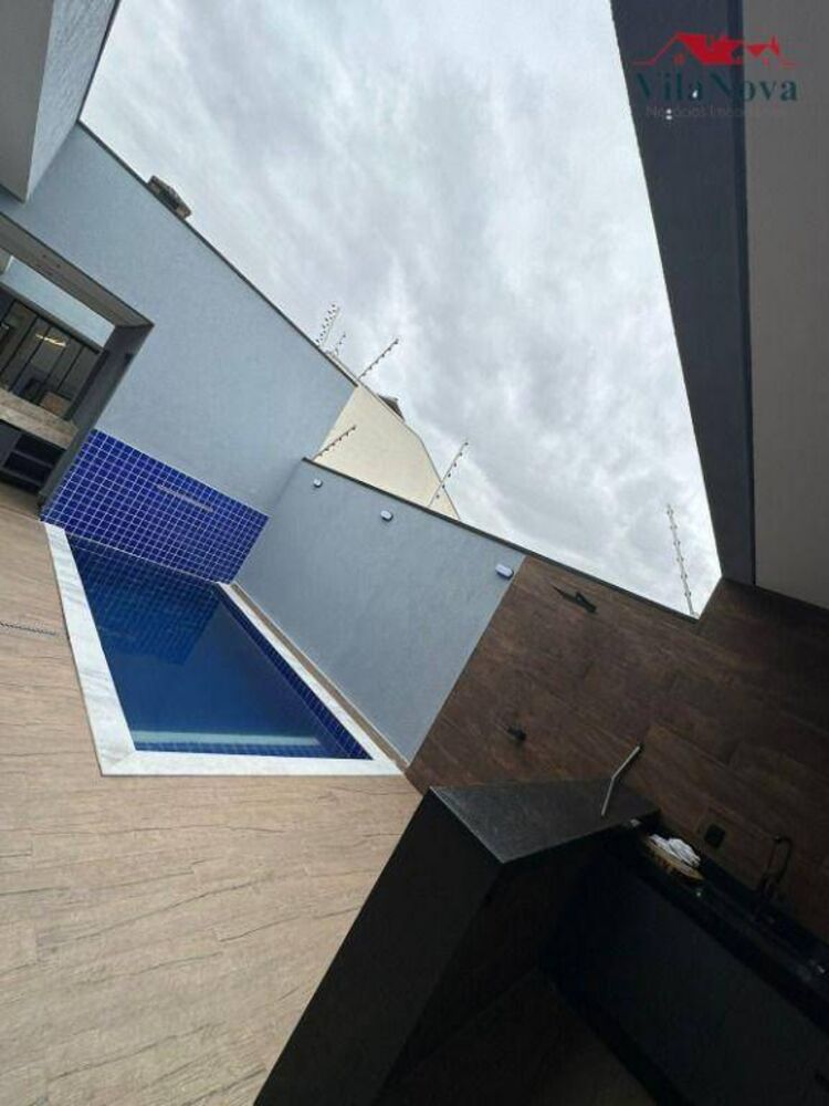 Casa à venda com 3 quartos, 220m² - Foto 9