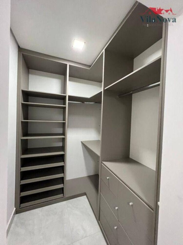 Casa à venda com 3 quartos, 220m² - Foto 13