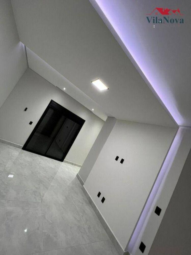 Casa à venda com 3 quartos, 220m² - Foto 14