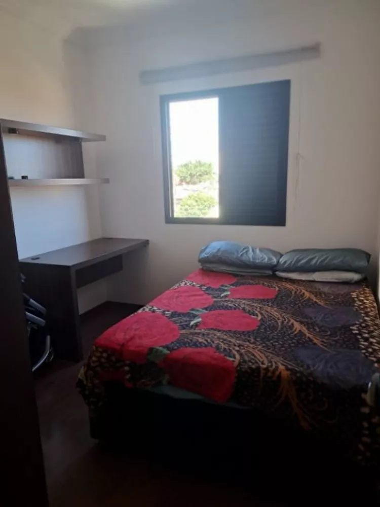 Apartamento à venda com 3 quartos, 107m² - Foto 3