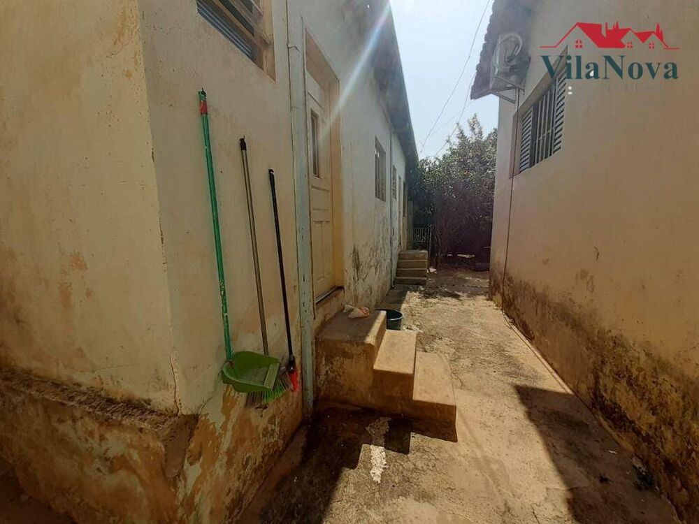 Casa à venda com 3 quartos, 211m² - Foto 8