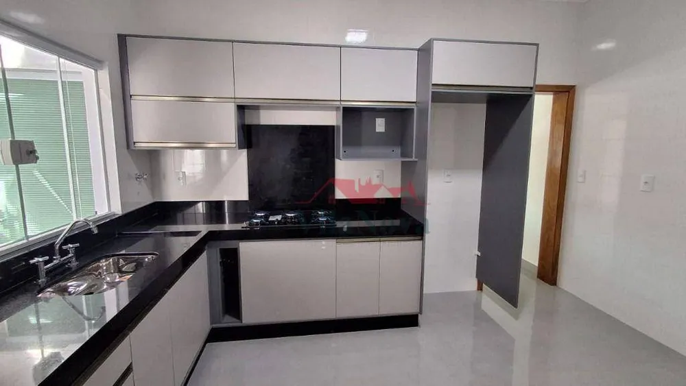Casa, 3 quartos, 114 m² - Foto 1