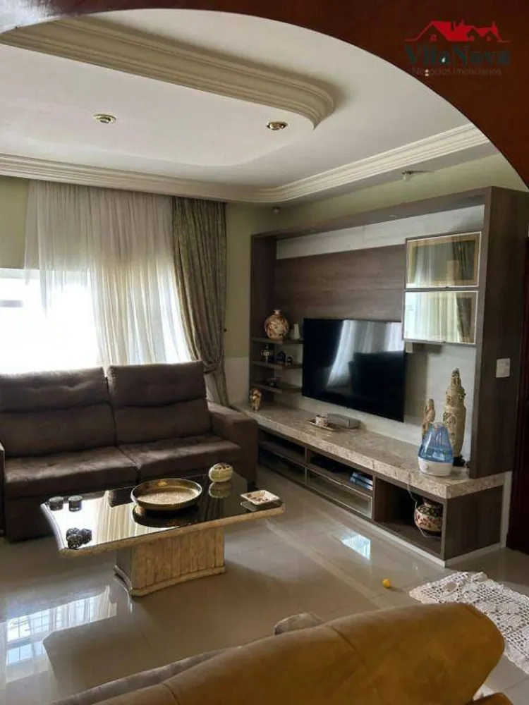 Casa, 5 quartos, 600 m² - Foto 1