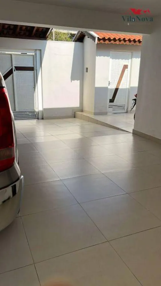 Casa, 4 quartos, 224 m² - Foto 2
