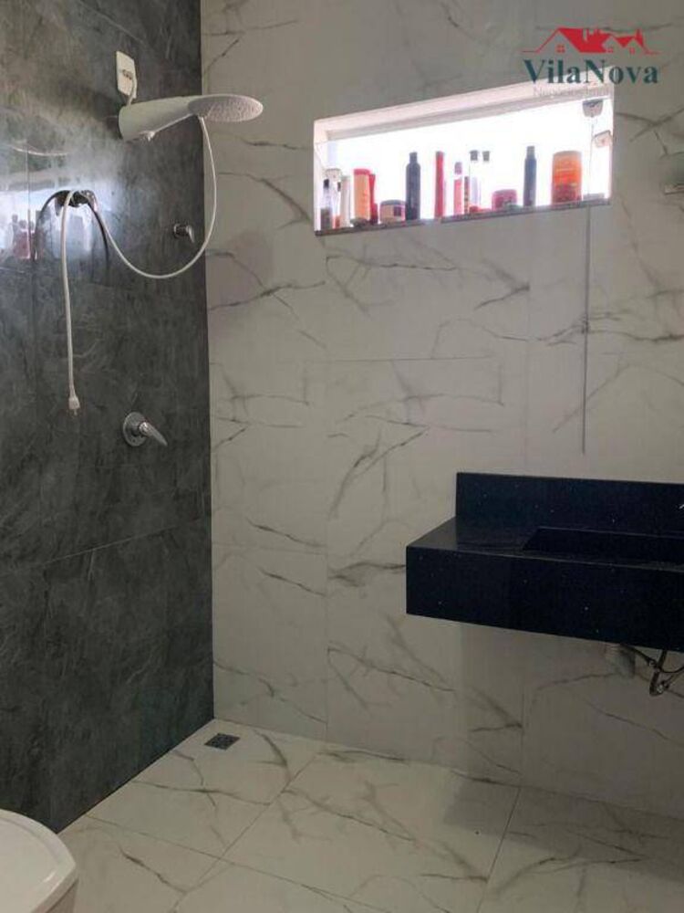 Casa de Condomínio à venda com 3 quartos, 220m² - Foto 3
