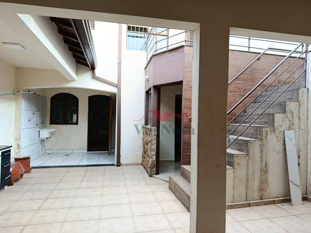 Casa, 5 quartos, 130 m² - Foto 3
