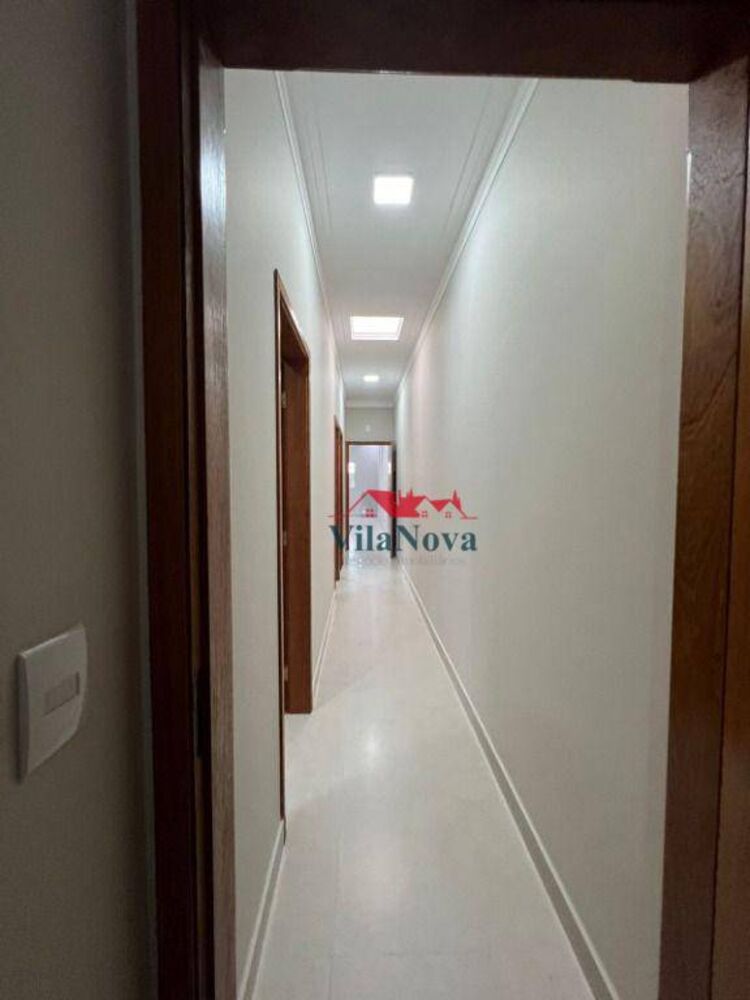 Casa à venda com 3 quartos, 115m² - Foto 2