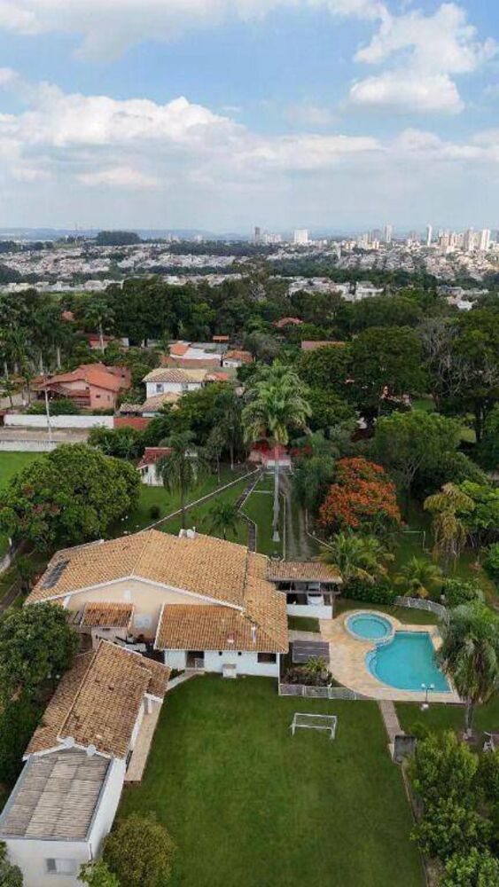 Chácara à venda com 5 quartos, 447m² - Foto 8