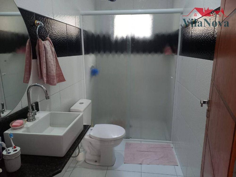 Casa, 3 quartos, 240 m² - Foto 2