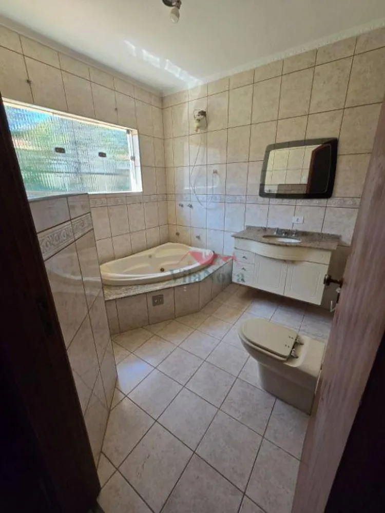 Casa, 4 quartos, 230 m² - Foto 2