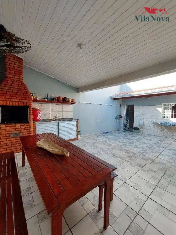 Casa, 3 quartos, 199 m² - Foto 1