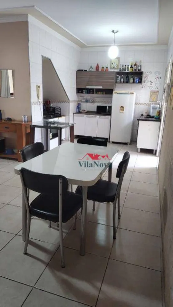 Casa, 6 quartos, 221 m² - Foto 3