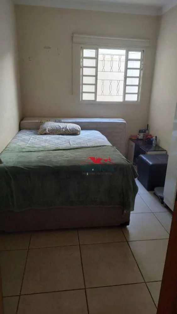 Casa, 6 quartos, 221 m² - Foto 9