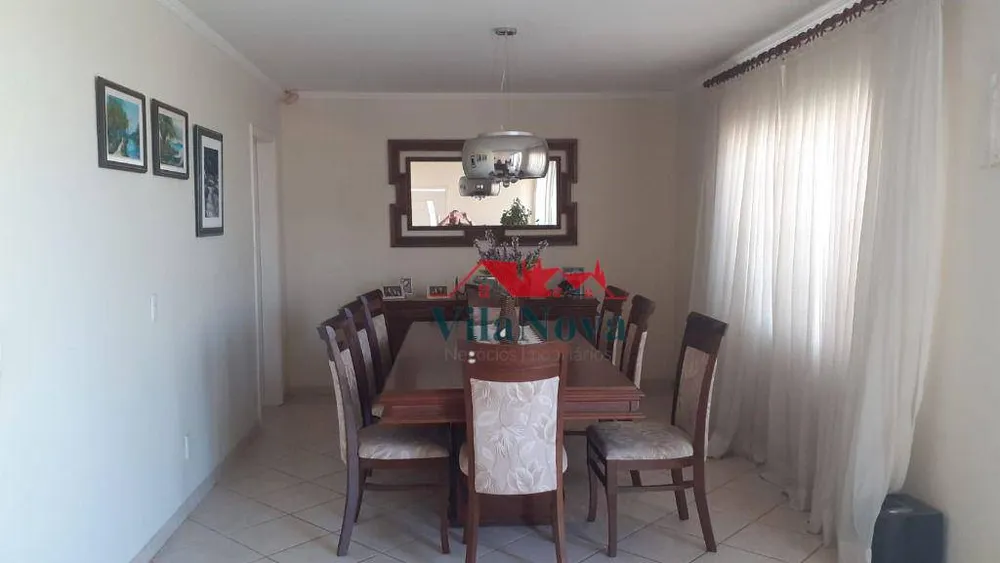 Casa, 3 quartos, 356 m² - Foto 2