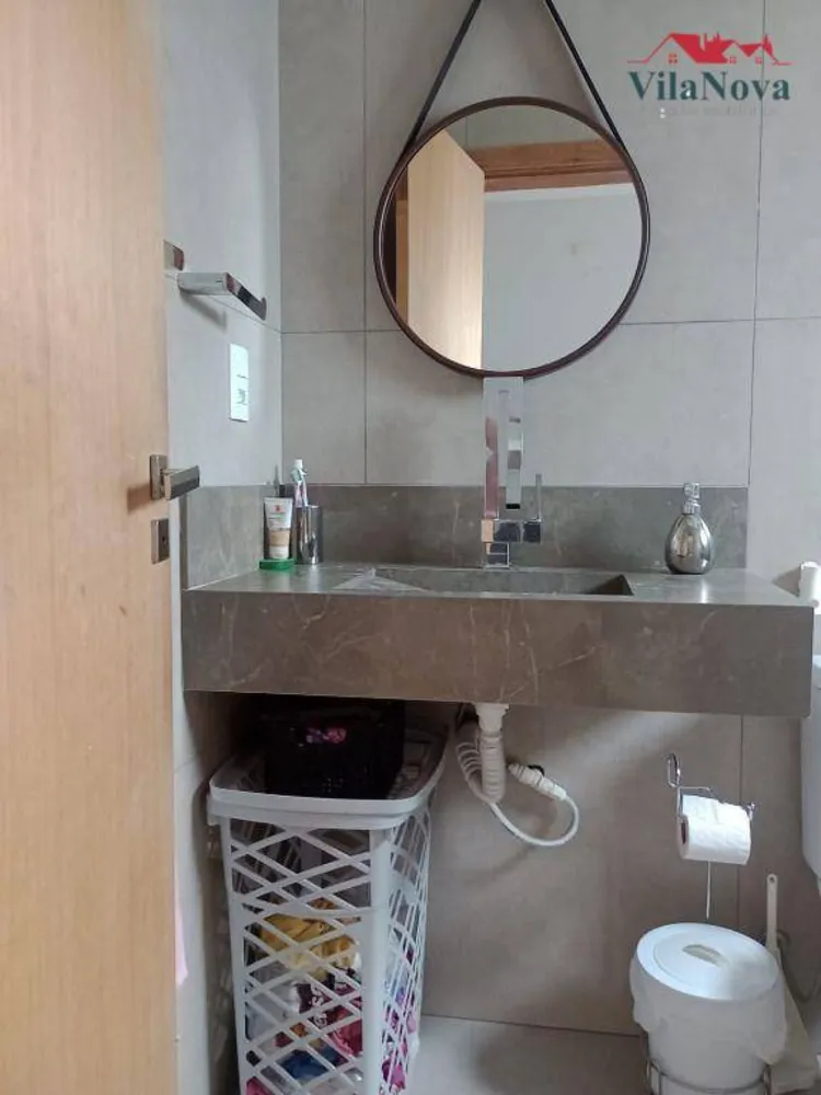 Casa, 3 quartos, 199 m² - Foto 1