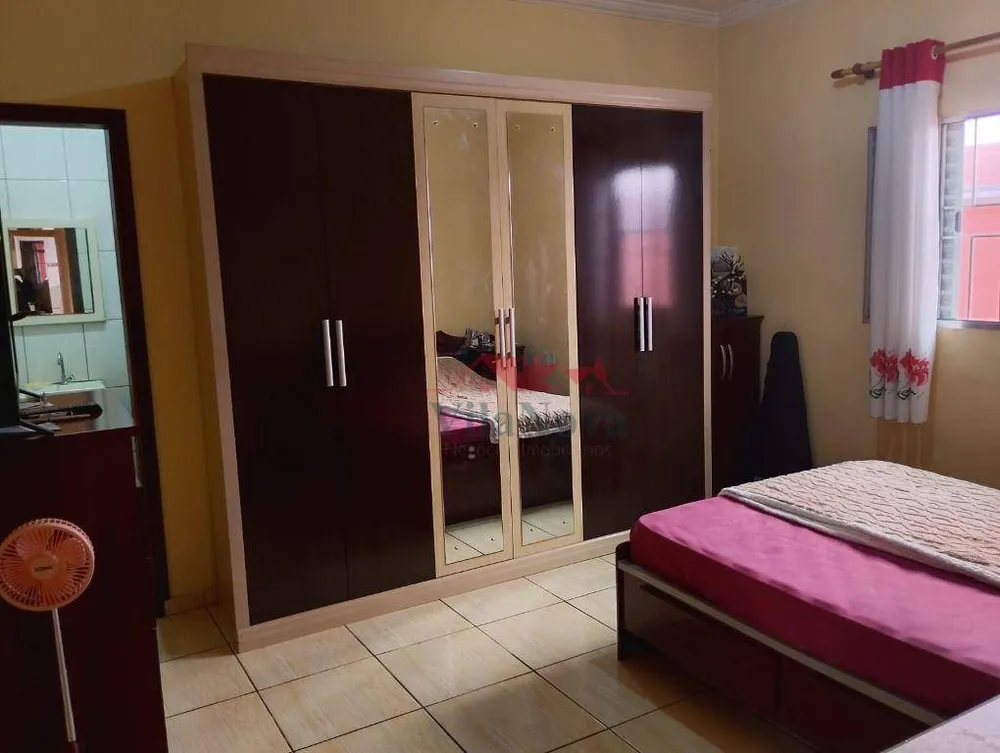 Casa, 3 quartos, 180 m² - Foto 3