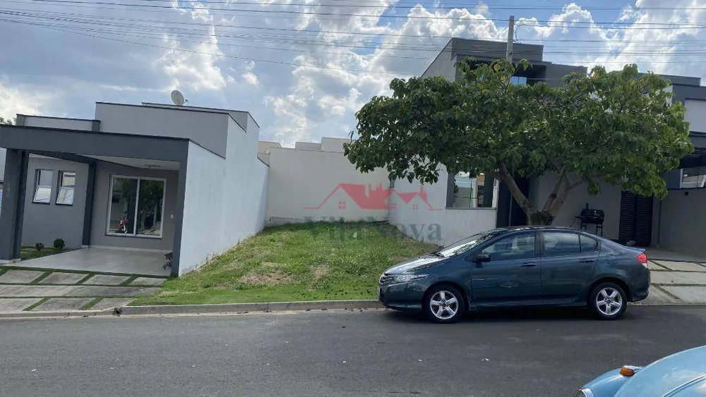 Loteamento e Condomínio, 150 m² - Foto 1