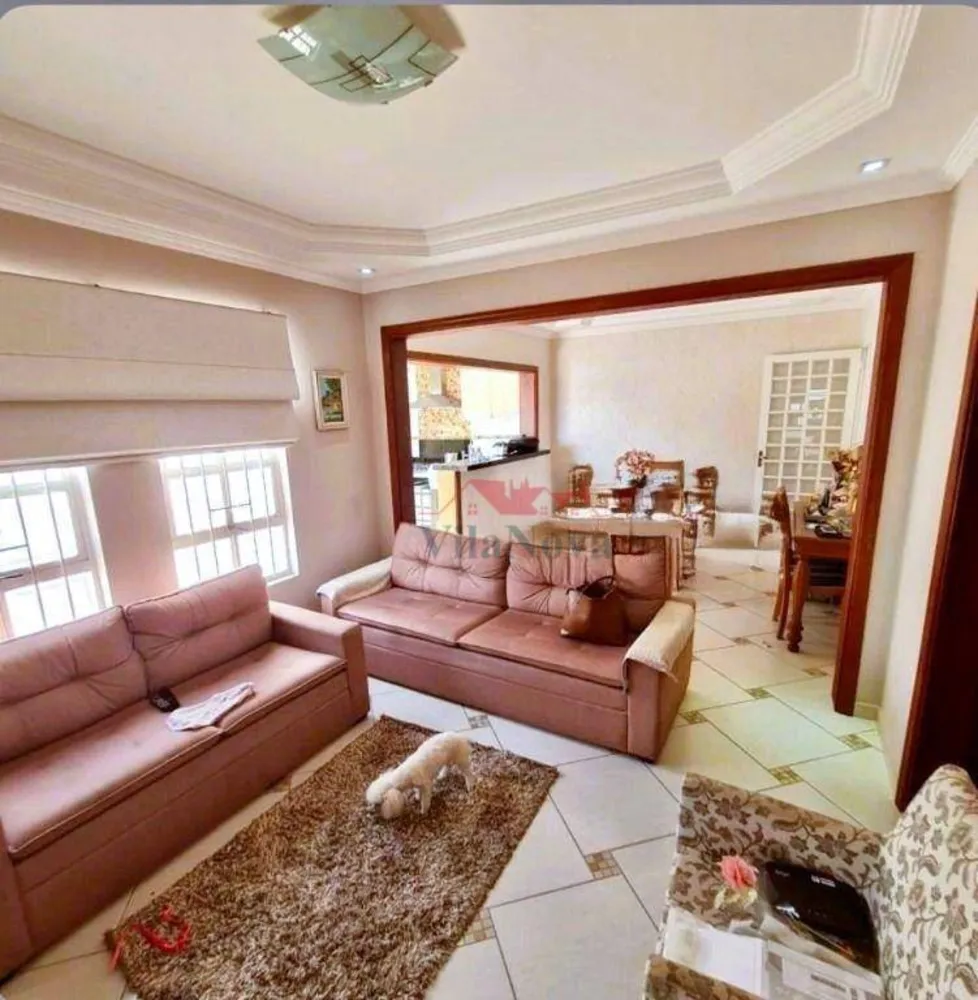 Casa, 3 quartos, 135 m² - Foto 1