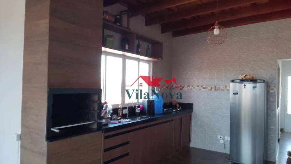 Casa, 3 quartos, 245 m² - Foto 2