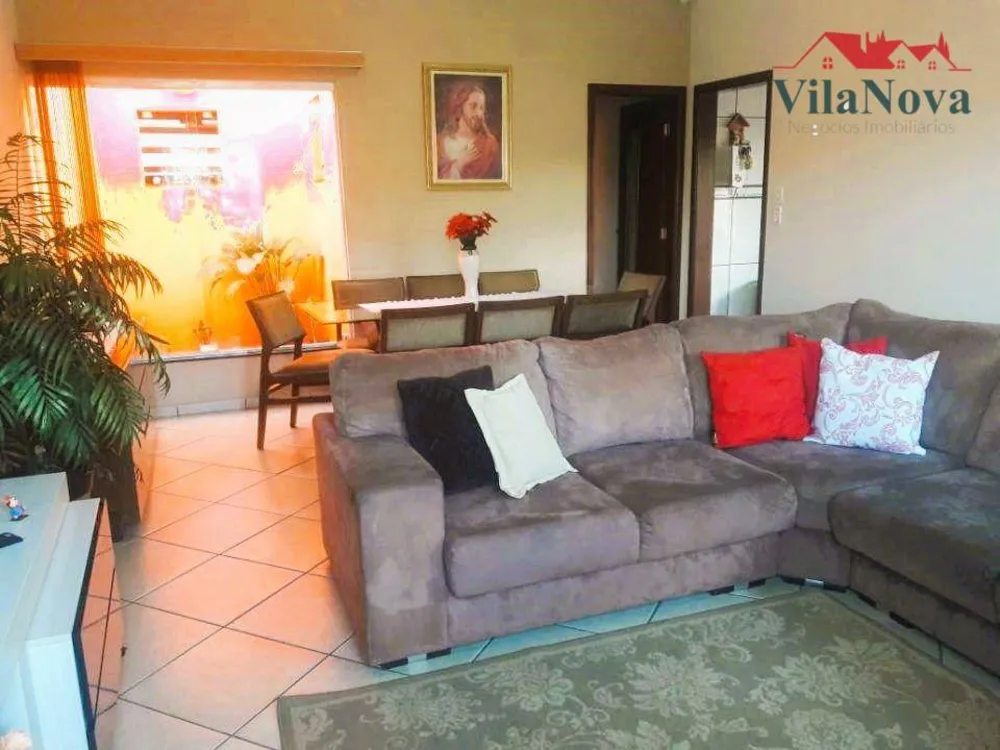 Casa, 3 quartos, 140 m² - Foto 1