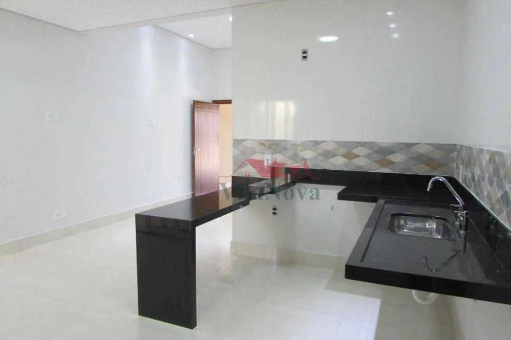 Casa, 3 quartos, 114 m² - Foto 2