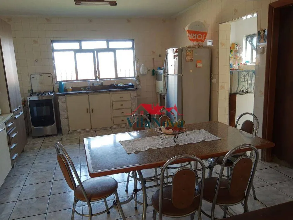 Casa, 3 quartos, 300 m² - Foto 3