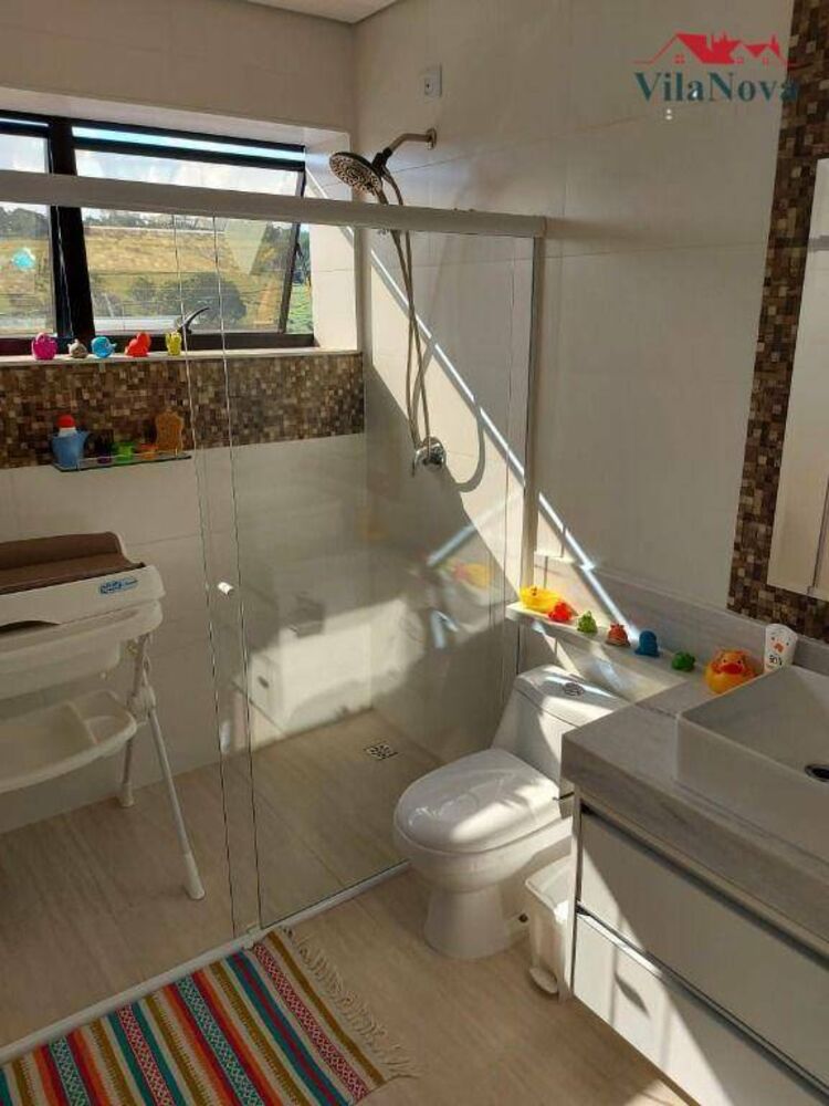 Casa de Condomínio à venda com 3 quartos, 200m² - Foto 4