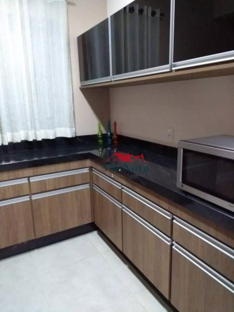 Chácara à venda com 3 quartos, 240m² - Foto 3