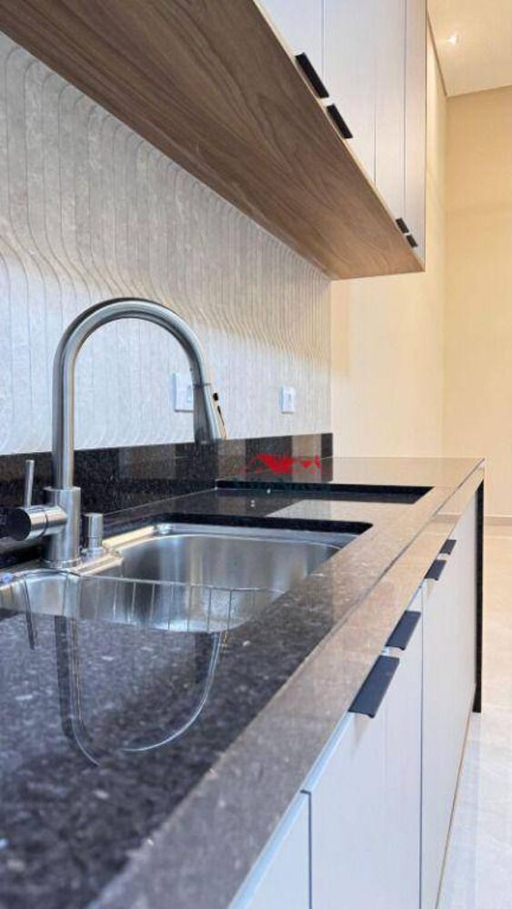 Casa à venda com 3 quartos, 105m² - Foto 2