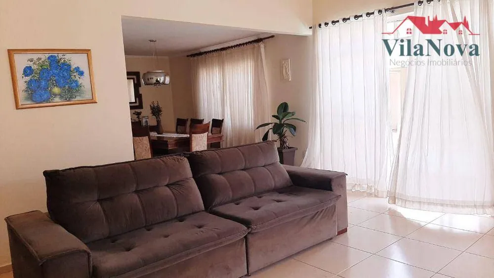 Casa, 3 quartos, 259 m² - Foto 2
