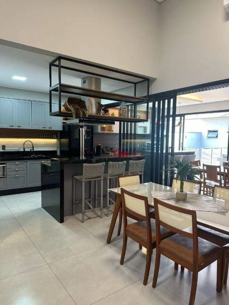 Casa, 3 quartos, 187 m² - Foto 1