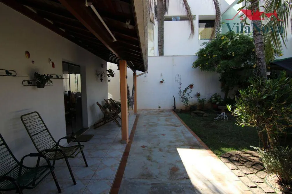 Casa, 4 quartos, 229 m² - Foto 9