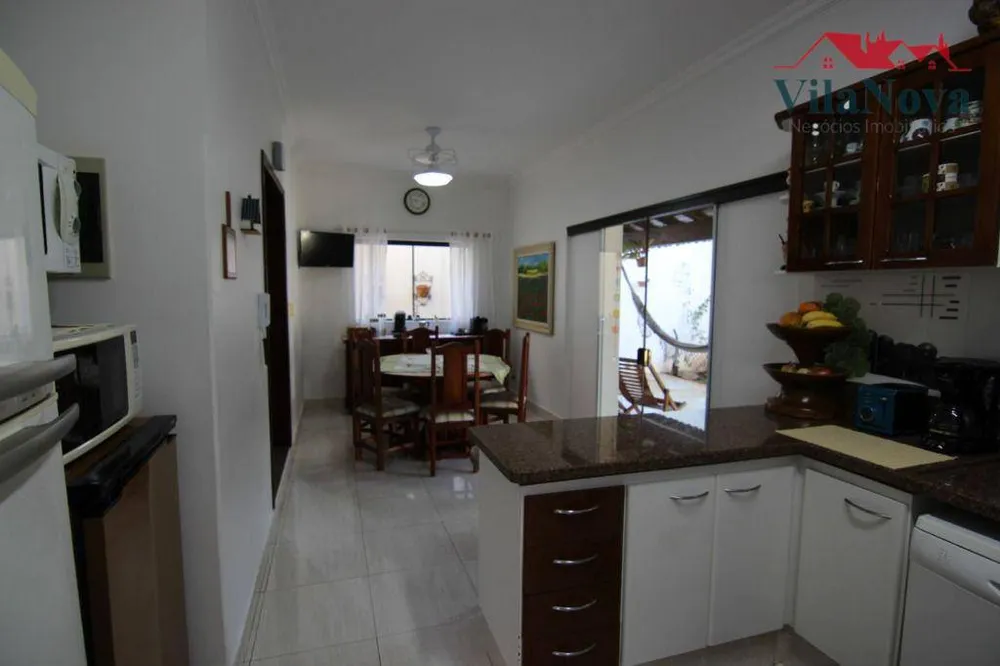 Casa, 4 quartos, 229 m² - Foto 12