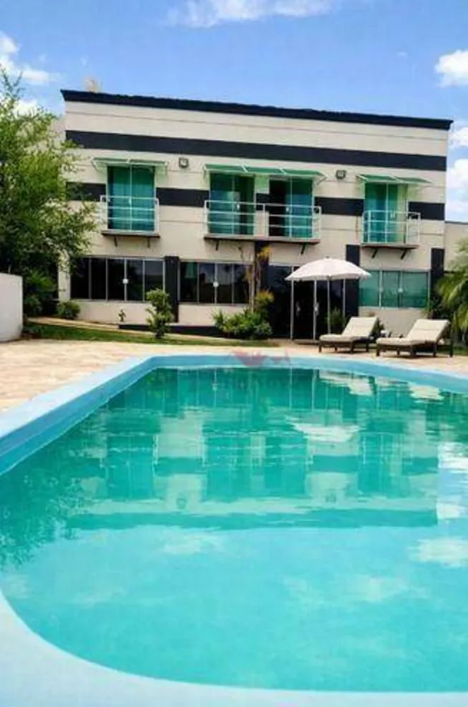 Chácara, 3 quartos, 2070 m² - Foto 1