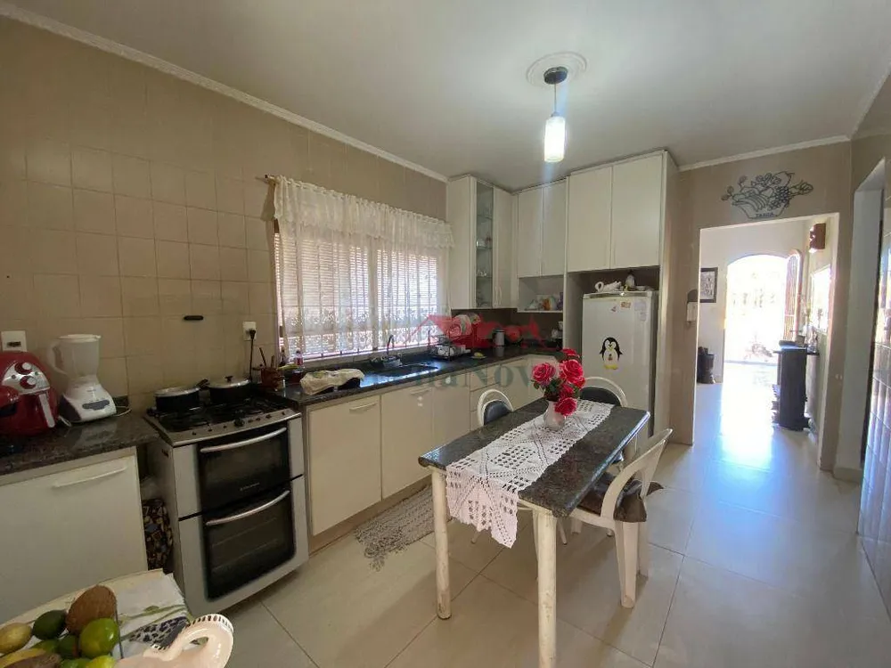 Casa, 3 quartos, 163 m² - Foto 1