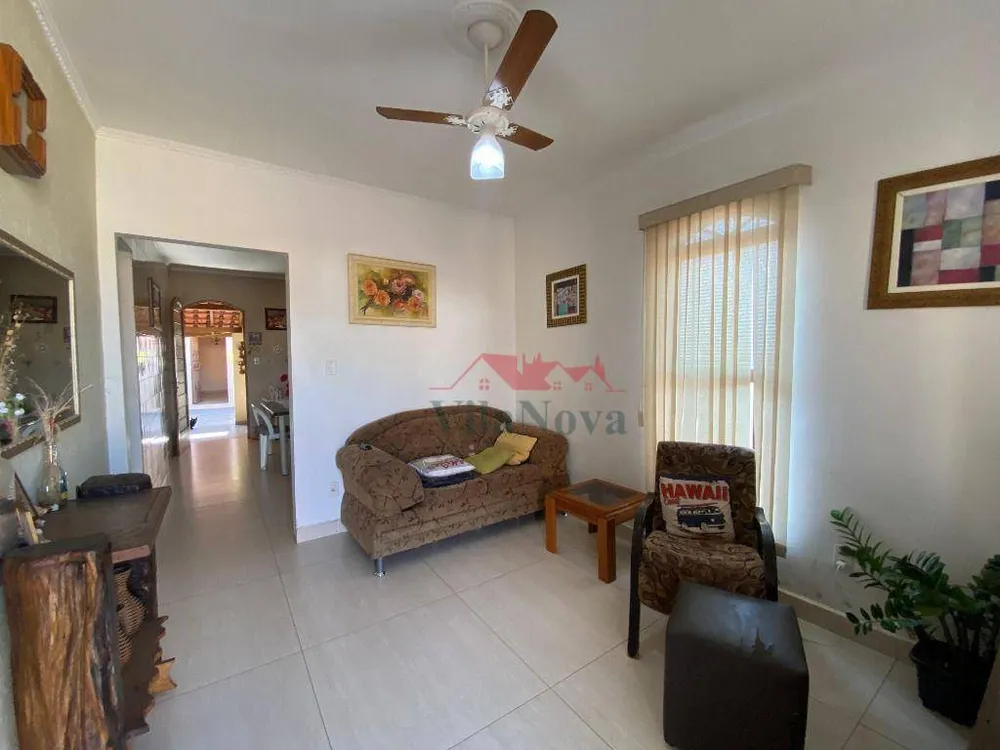 Casa, 3 quartos, 163 m² - Foto 2