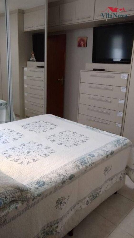 Casa à venda com 2 quartos, 120m² - Foto 11