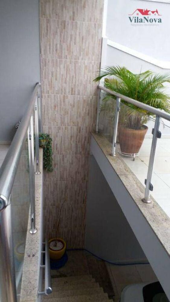 Casa à venda com 2 quartos, 120m² - Foto 16