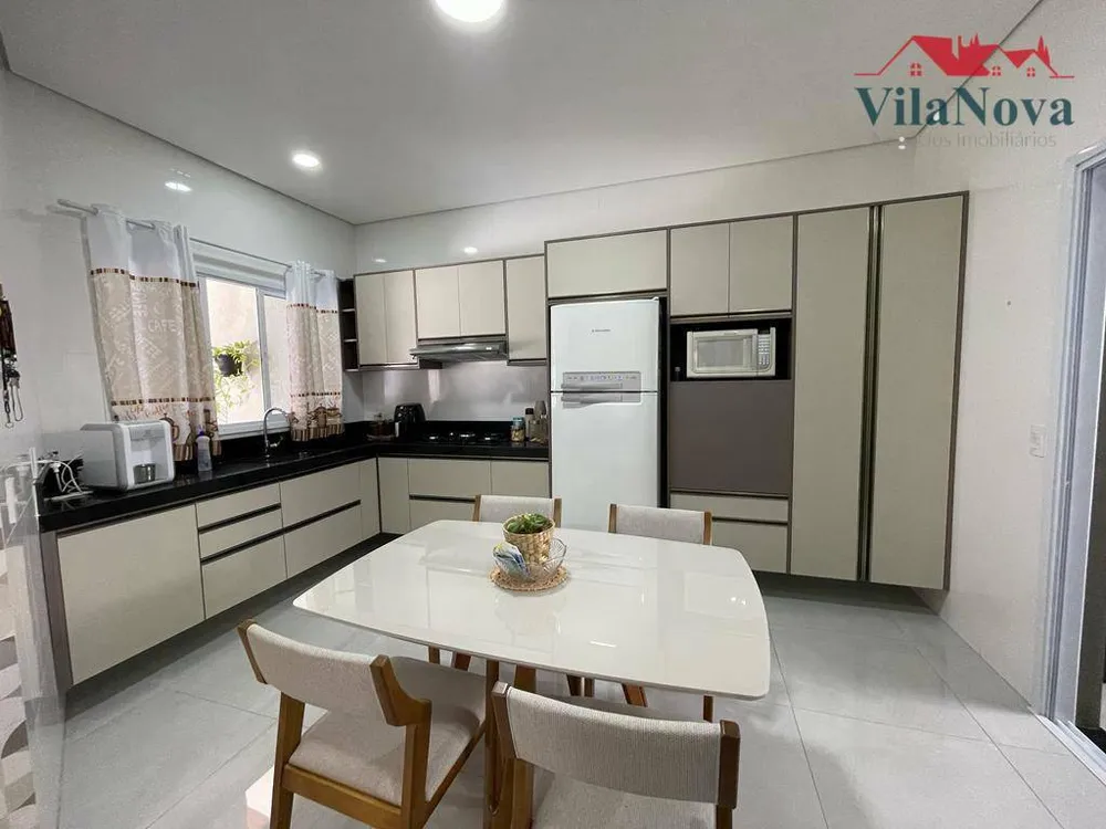 Casa, 3 quartos, 137 m² - Foto 3