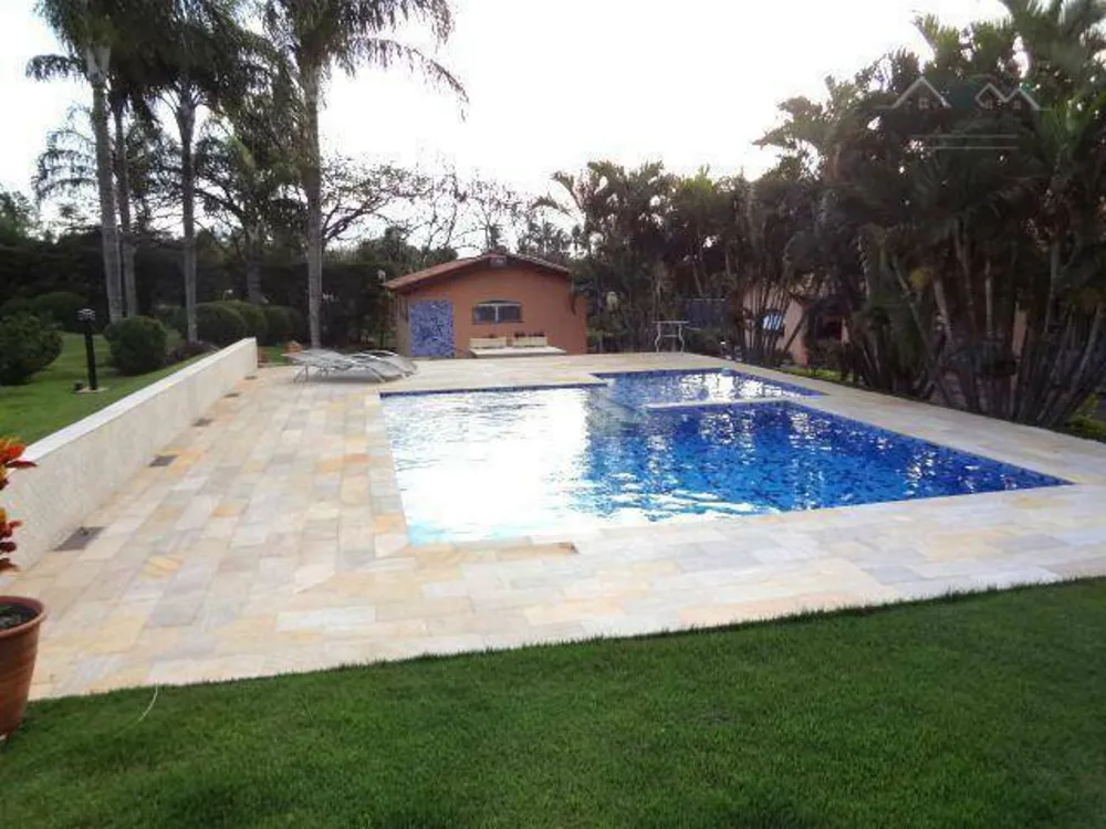 Chácara, 4 quartos, 2870 m² - Foto 1