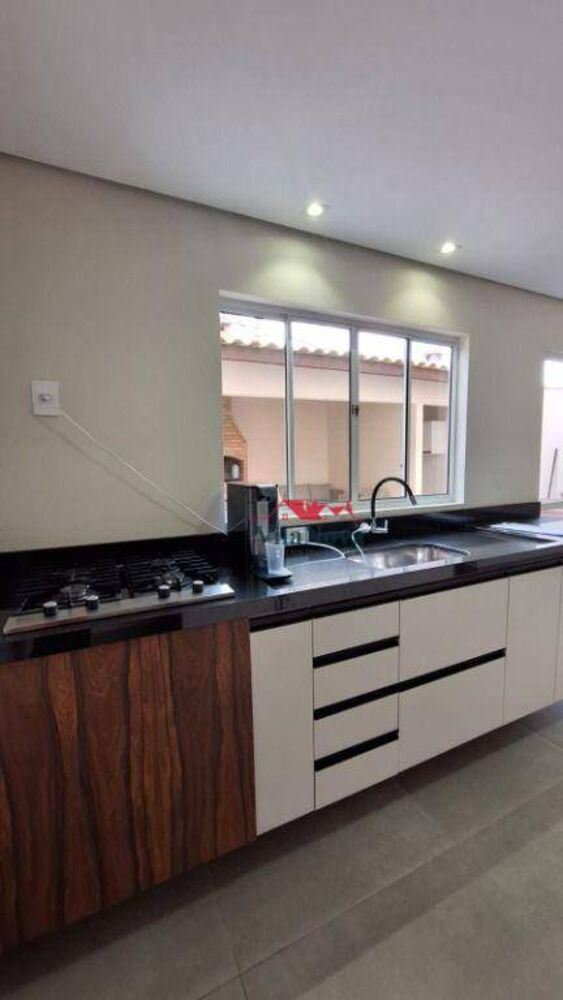 Casa de Condomínio à venda e aluguel com 3 quartos, 149m² - Foto 2