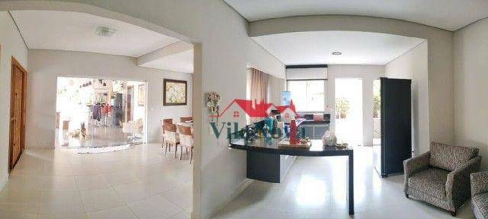 Chácara à venda com 3 quartos, 380m² - Foto 1