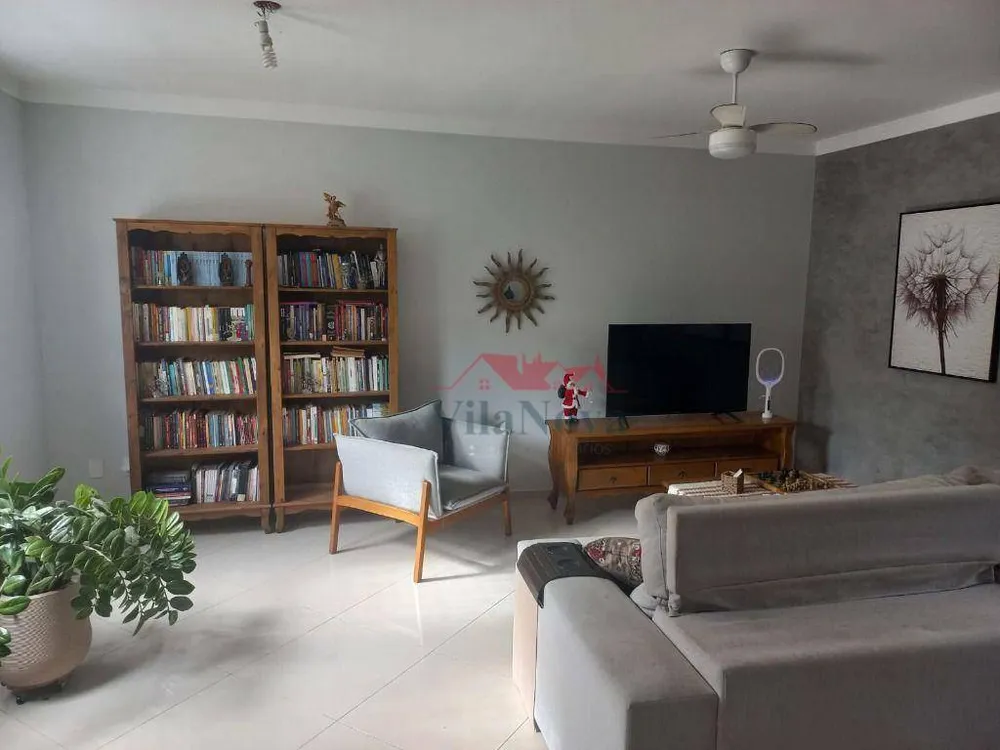 Casa, 3 quartos, 201 m² - Foto 1