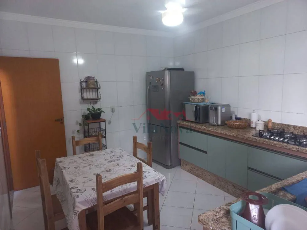 Casa, 3 quartos, 201 m² - Foto 3